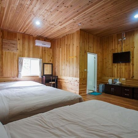 Hemerocallis Country House نانزوانج المظهر الخارجي الصورة
