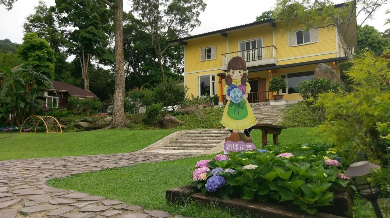 Hemerocallis Country House نانزوانج المظهر الخارجي الصورة